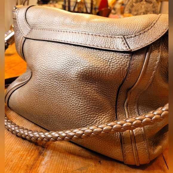 Gucci Bella Gold Leather Shoulder Handbag Crossbody - Picture 3 of 6